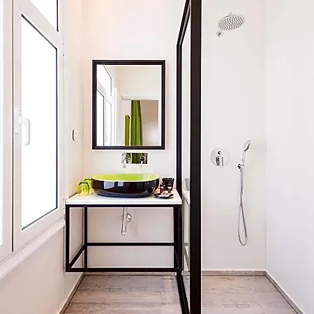 Thejoy חאניה